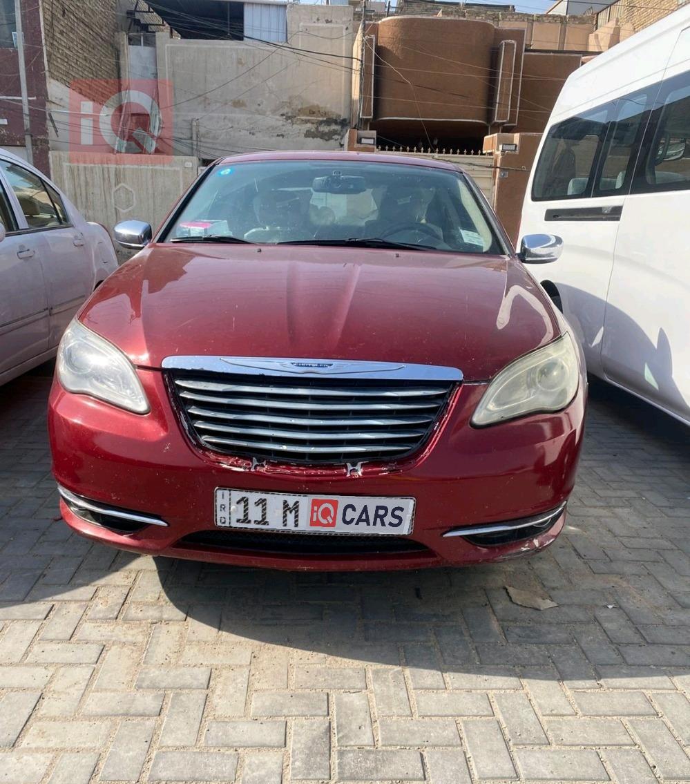 كرايسلر 200
